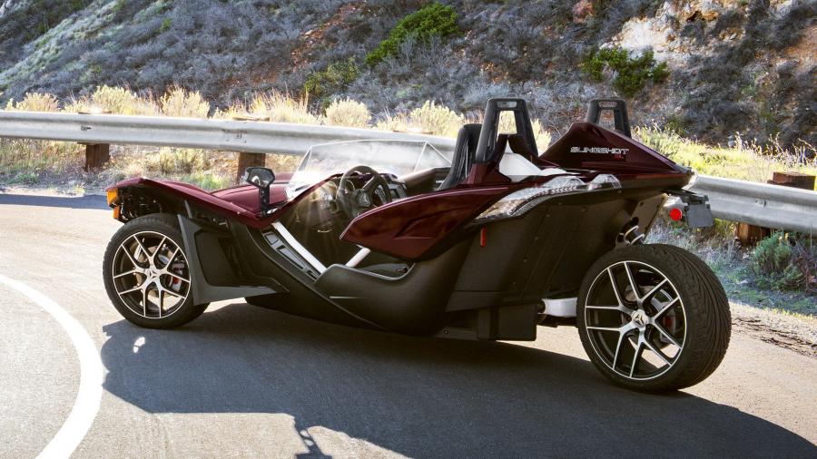  Polaris Slingshot SL LE Midnight Cherry 2017 года  (фото 2 из 8)